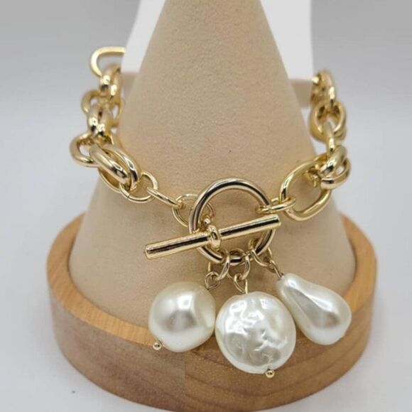 J Crew Factory Gold Tone Toggle Bracelet with Faux Pearl NWT! NEW! Chunky - Picture 5 of 9